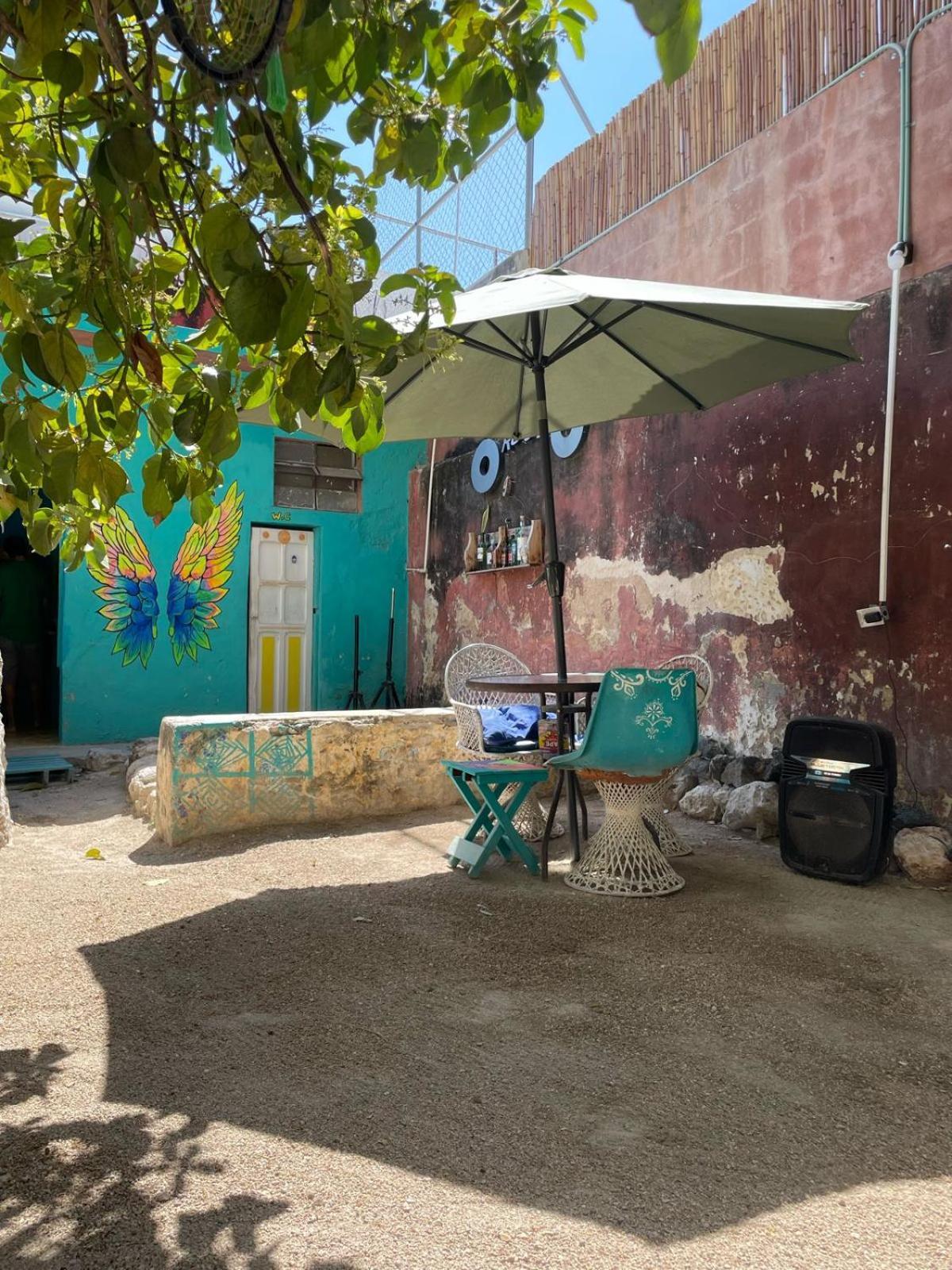 La Casa Del Keej Hostel Merida Bagian luar foto