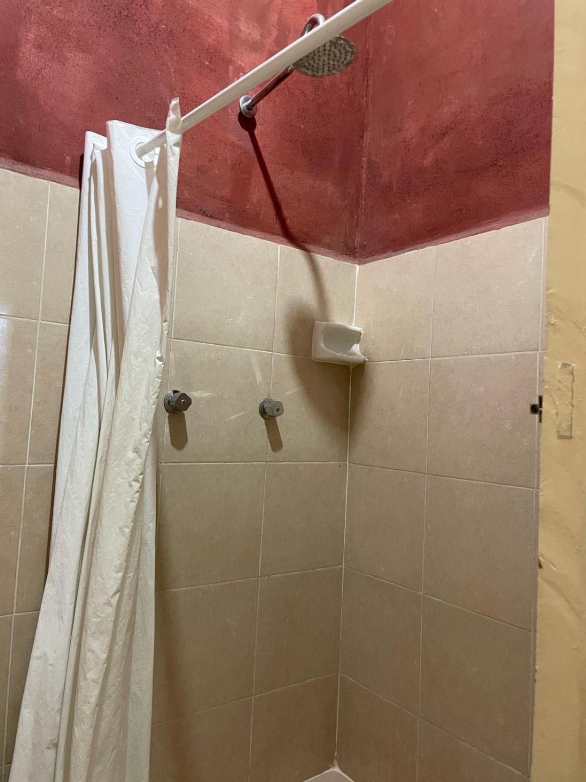 La Casa Del Keej Hostel Merida Bagian luar foto
