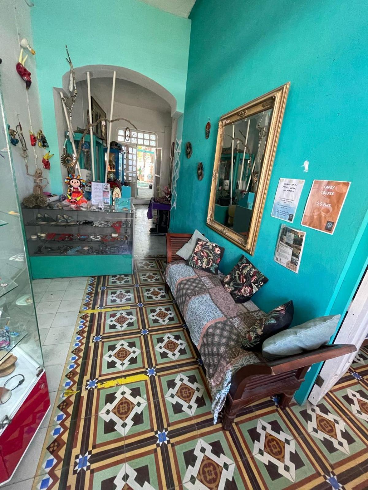 La Casa Del Keej Hostel Merida Bagian luar foto