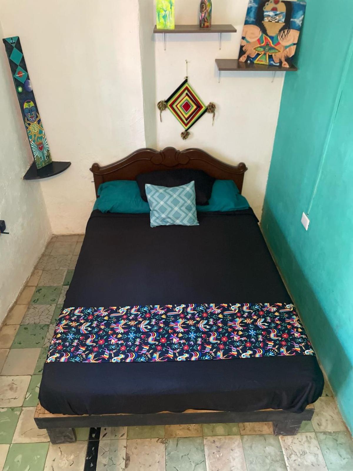 La Casa Del Keej Hostel Merida Bagian luar foto