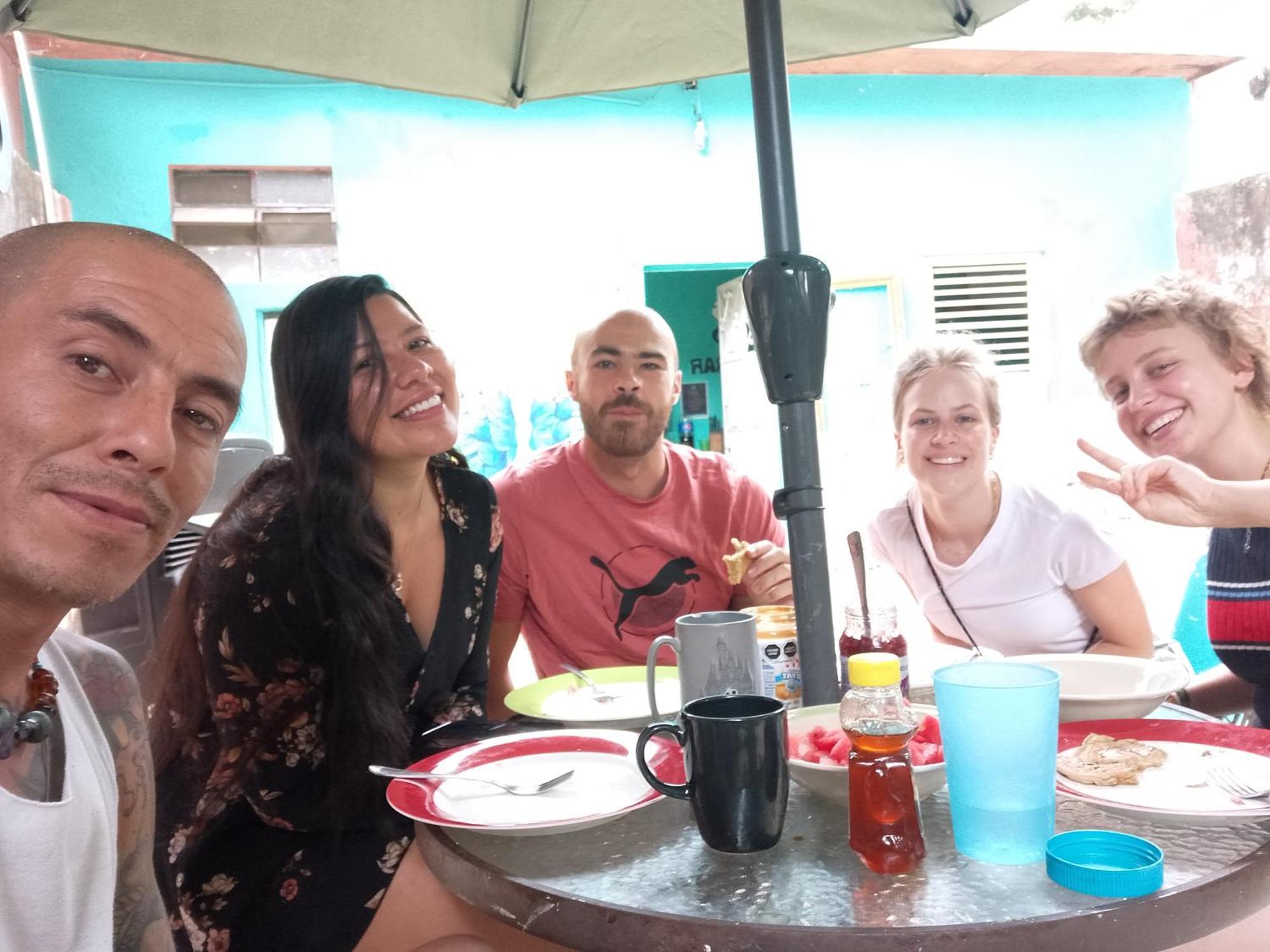 La Casa Del Keej Hostel Merida Bagian luar foto
